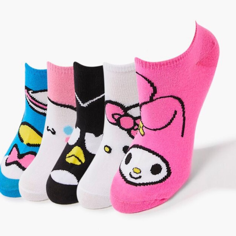 Hello Kitty Woman’s Ankle Socks Set - 5 Pack